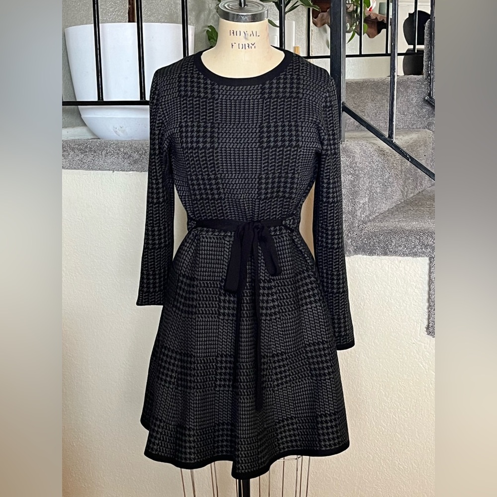 NWT Max Studio Houndstooth knit dress